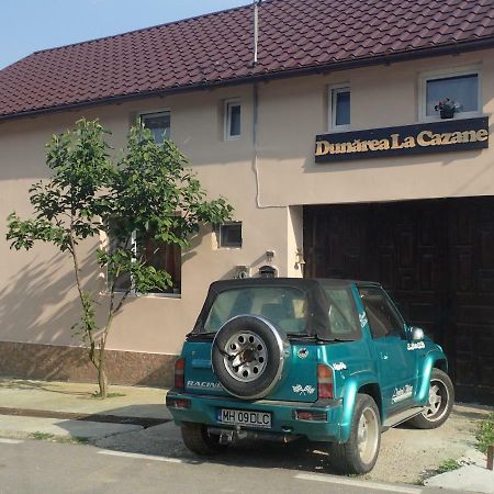 دوبوفا Casa De Oaspeti Dunarea La Cazane المظهر الخارجي الصورة